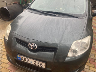 Toyota Auris foto 1