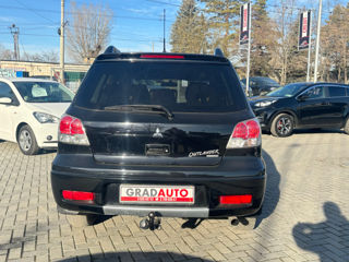 Mitsubishi Outlander foto 4