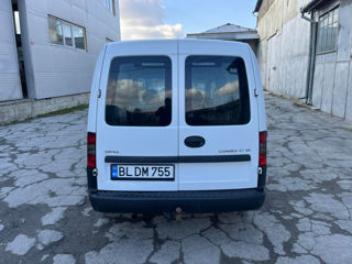 Opel Combo foto 4