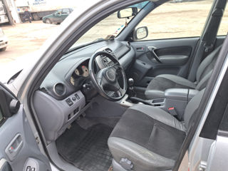 Toyota Rav 4 foto 6