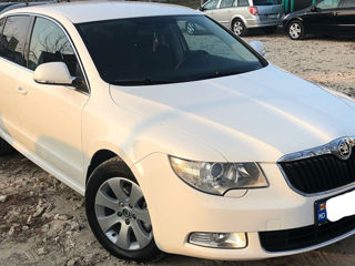 Skoda Superb foto 3