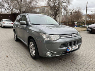 Mitsubishi Outlander foto 7