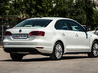 Volkswagen Jetta foto 4