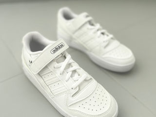 (Adidas Forum Low) Спортивная обувь женская (оригинал) foto 2