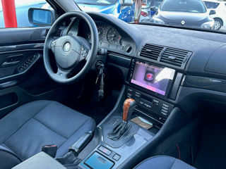 BMW 5 Series foto 10