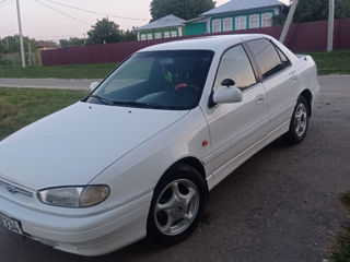 Hyundai Lantra