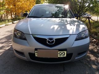 Mazda 3 foto 1