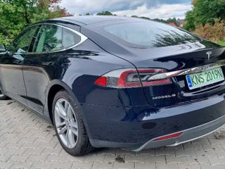 Tesla Model S foto 5