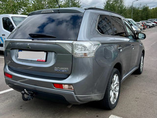 Mitsubishi Outlander foto 7