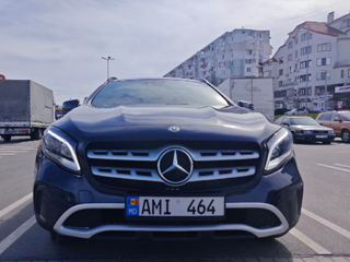 Mercedes GLA foto 2