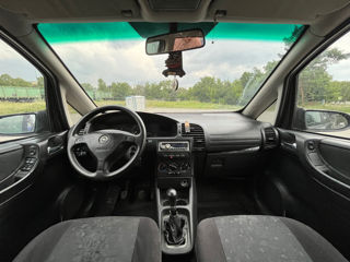 Opel Zafira foto 6