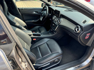 Mercedes CLA foto 16