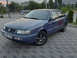 Volkswagen Passat foto 4