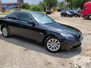 BMW 5 Series foto 1