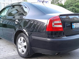 Skoda Octavia foto 2