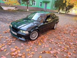 BMW 3 Series foto 8