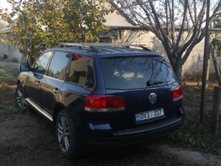 Volkswagen Touareg foto 2