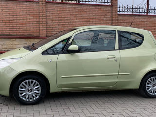 Mitsubishi Colt foto 4