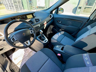 Renault Grand Scenic foto 7