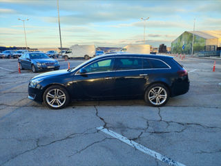 Opel Insignia foto 8