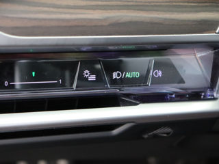 BMW i7 foto 12