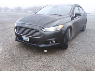 Ford Fusion foto 4