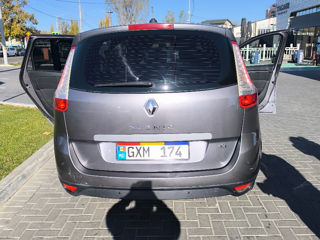 Renault Grand Scenic foto 3