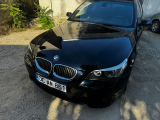 BMW 5 Series foto 5