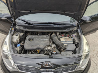 KIA Rio foto 9