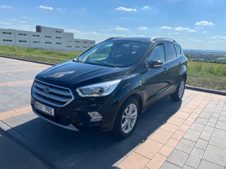 Ford Kuga foto 2