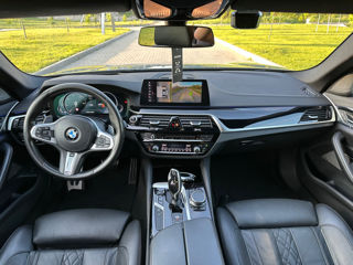 BMW 5 Series foto 5