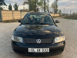 Volkswagen Passat foto 3