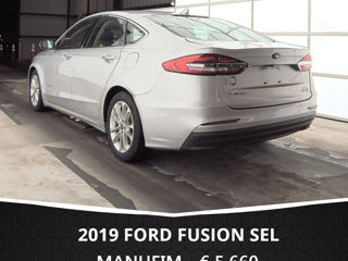 Ford Fusion foto 4