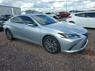 Lexus ES Series