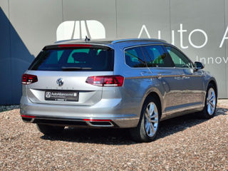 Volkswagen Passat foto 4