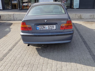 BMW 3 Series foto 8