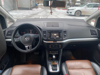 Volkswagen Sharan foto 10