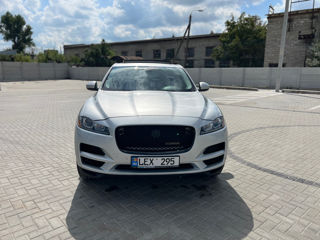 Jaguar F-PACE foto 3