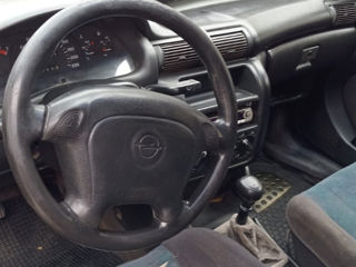 Opel Astra foto 4