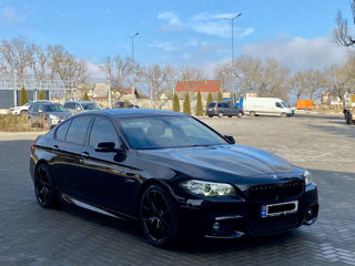 BMW 5 Series foto 2