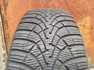 2 Шины  Goodyear 205.55.R16 зима