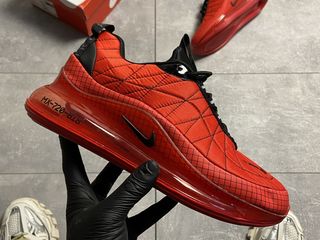 Nike Air Max 720-818 (98) Red Clear Sole foto 1
