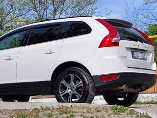 Volvo XC60 foto 8