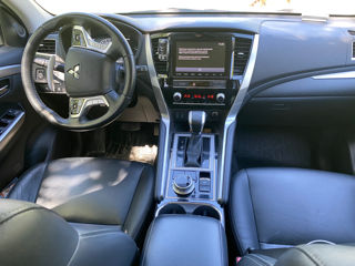 Mitsubishi Pajero Sport фото 6