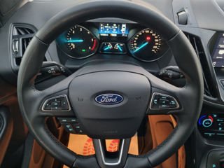 Ford Kuga foto 15