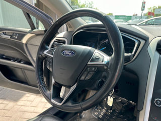 Ford Fusion foto 11