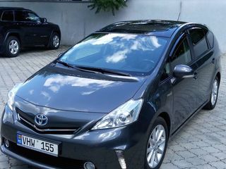 Toyota Prius + foto 2