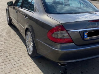 Mercedes E-Class foto 3