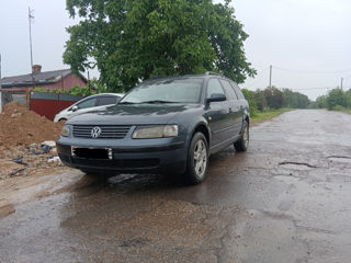 Volkswagen Passat foto 3