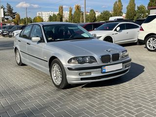 BMW 3 Series foto 3